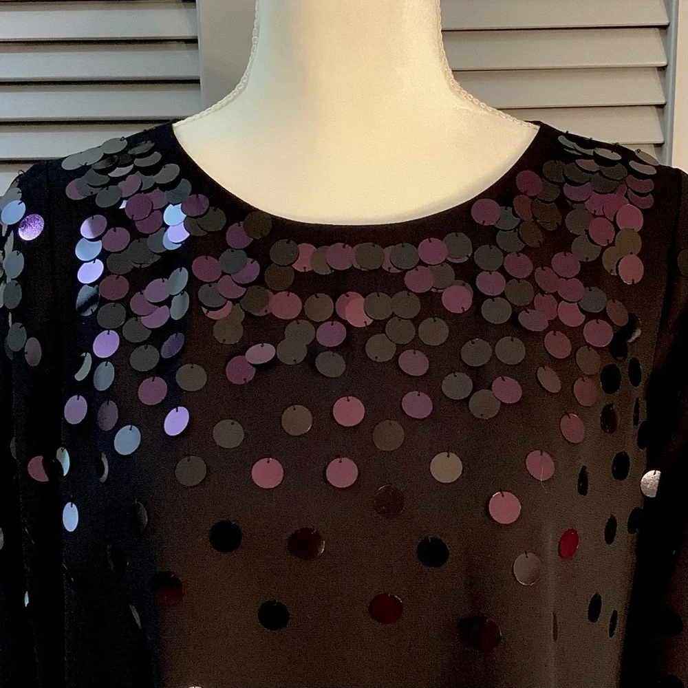 NWT Alfani Black/Gilded Plum Sequin Embellished Top - Picture 3 of 12